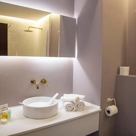 Ambasador 4* مامايا