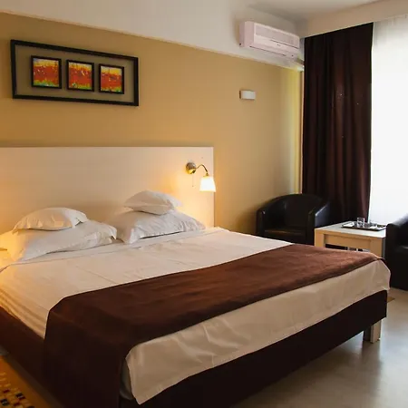 Ambasador Hotel 4*
