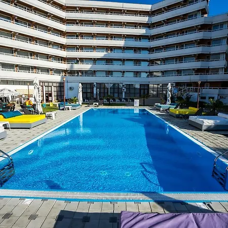 Ambasador Hotel